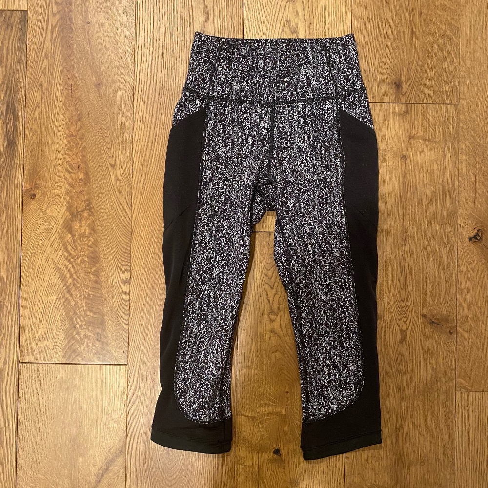 lululemon athletica Black and Gray Leggings 3/4